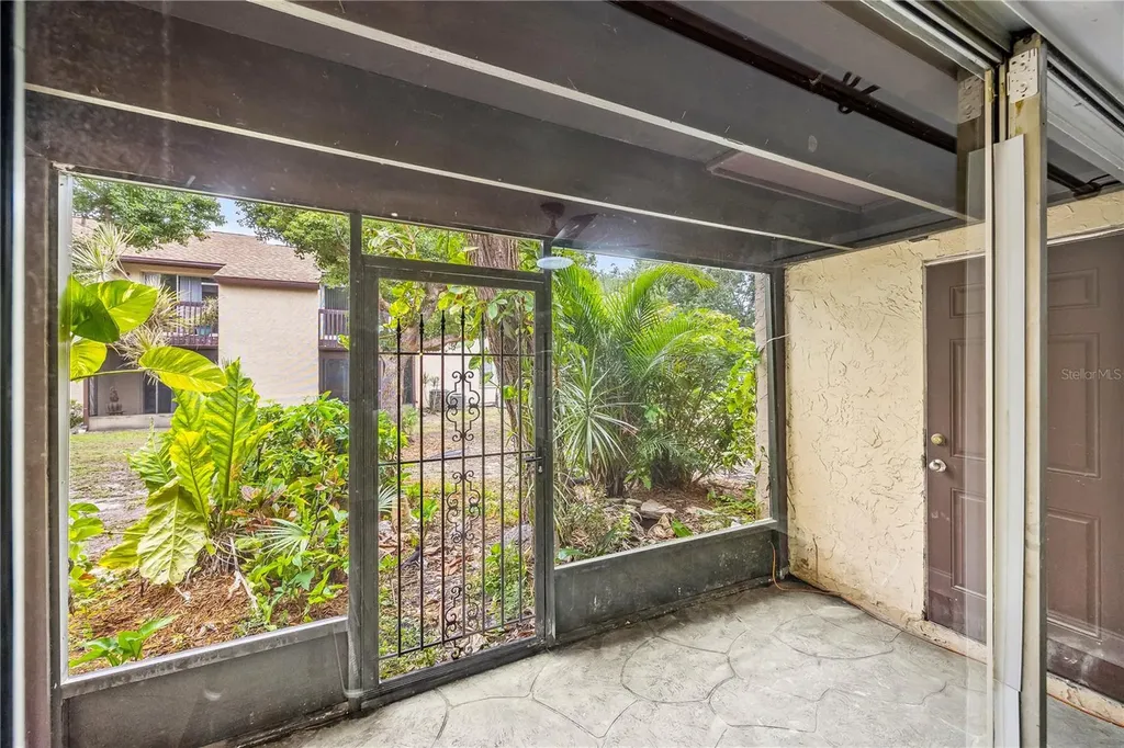 2717 Hidden Lake Boulevard Sarasota FL 34237
