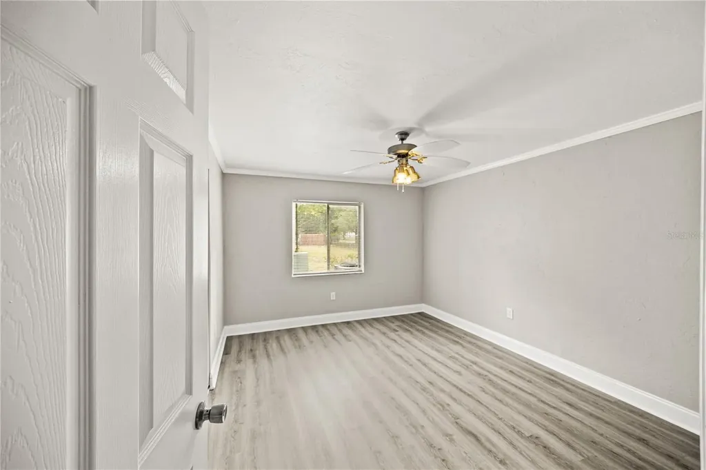 2717 Hidden Lake Boulevard Sarasota FL 34237