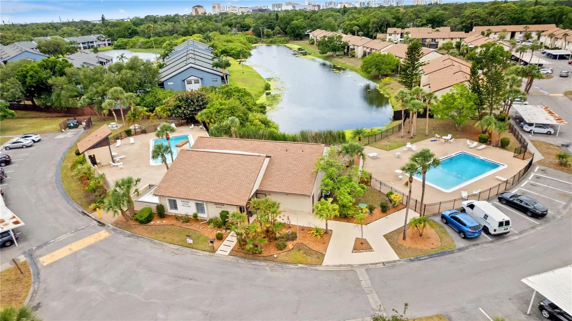 2717 Hidden Lake Boulevard Sarasota FL 34237