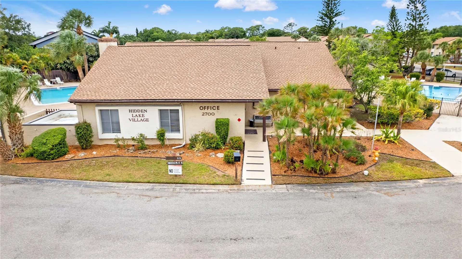2717 Hidden Lake Boulevard Sarasota FL 34237