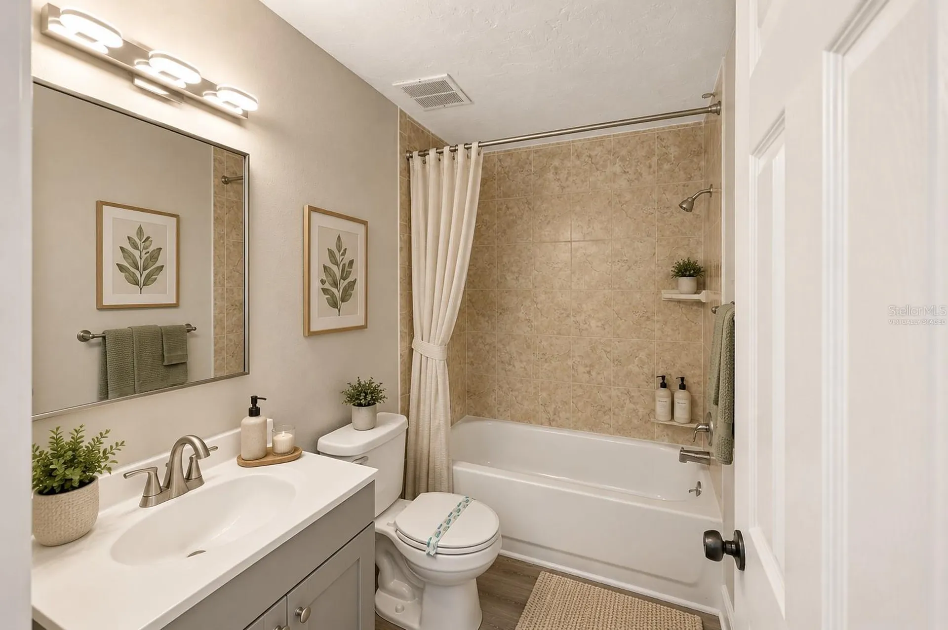 2717 Hidden Lake Boulevard Sarasota FL 34237