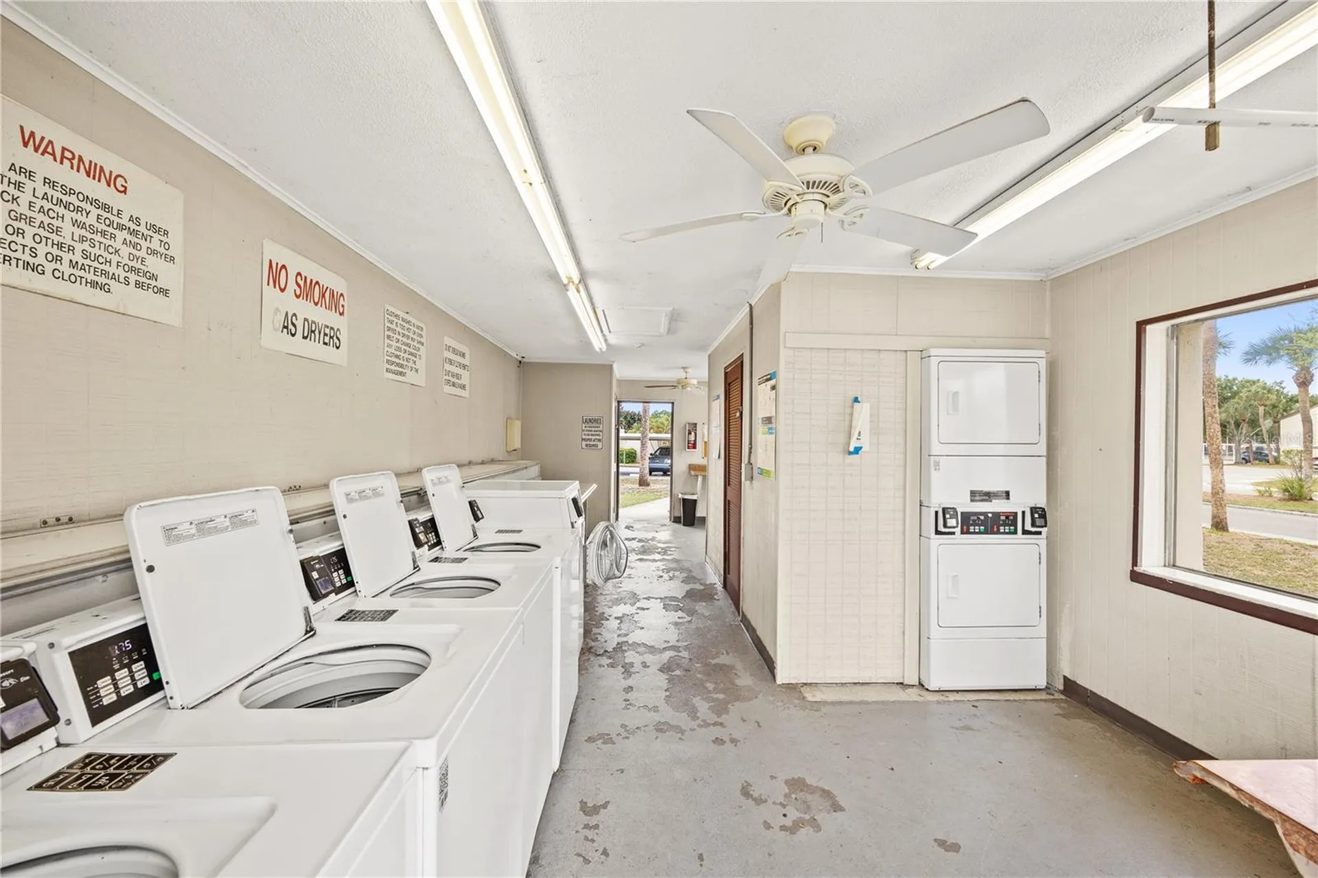 2717 Hidden Lake Boulevard Sarasota FL 34237
