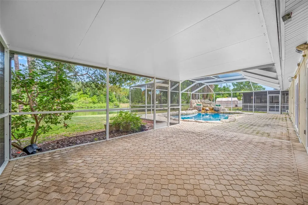 4448 Ranchwood Lane Tampa FL 33624