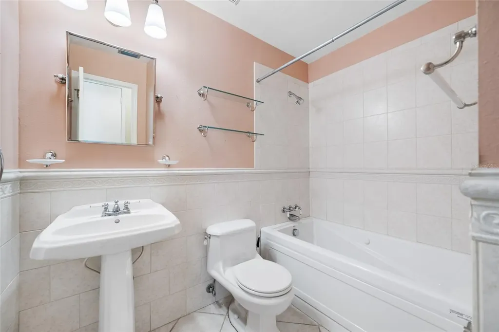 4448 Ranchwood Lane Tampa FL 33624