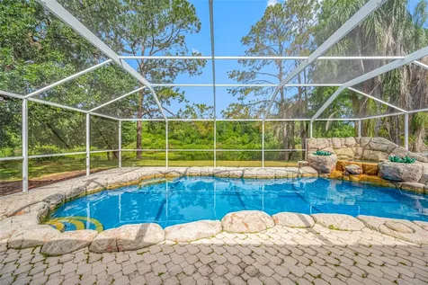 4448 Ranchwood Lane Tampa FL 33624