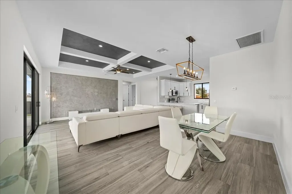 1925 NW 15th Terrace Cape Coral FL 33993