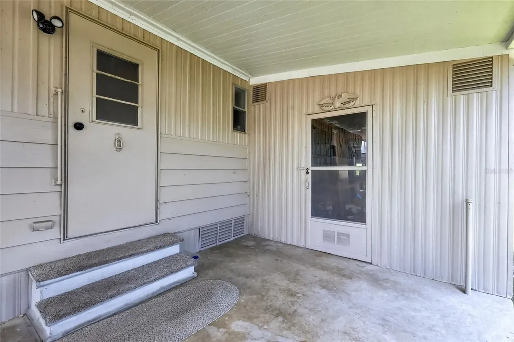 488 Marina Lane Tavares FL 32778