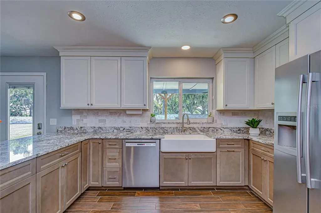 1419 Seffner Valrico Road Seffner FL 33584