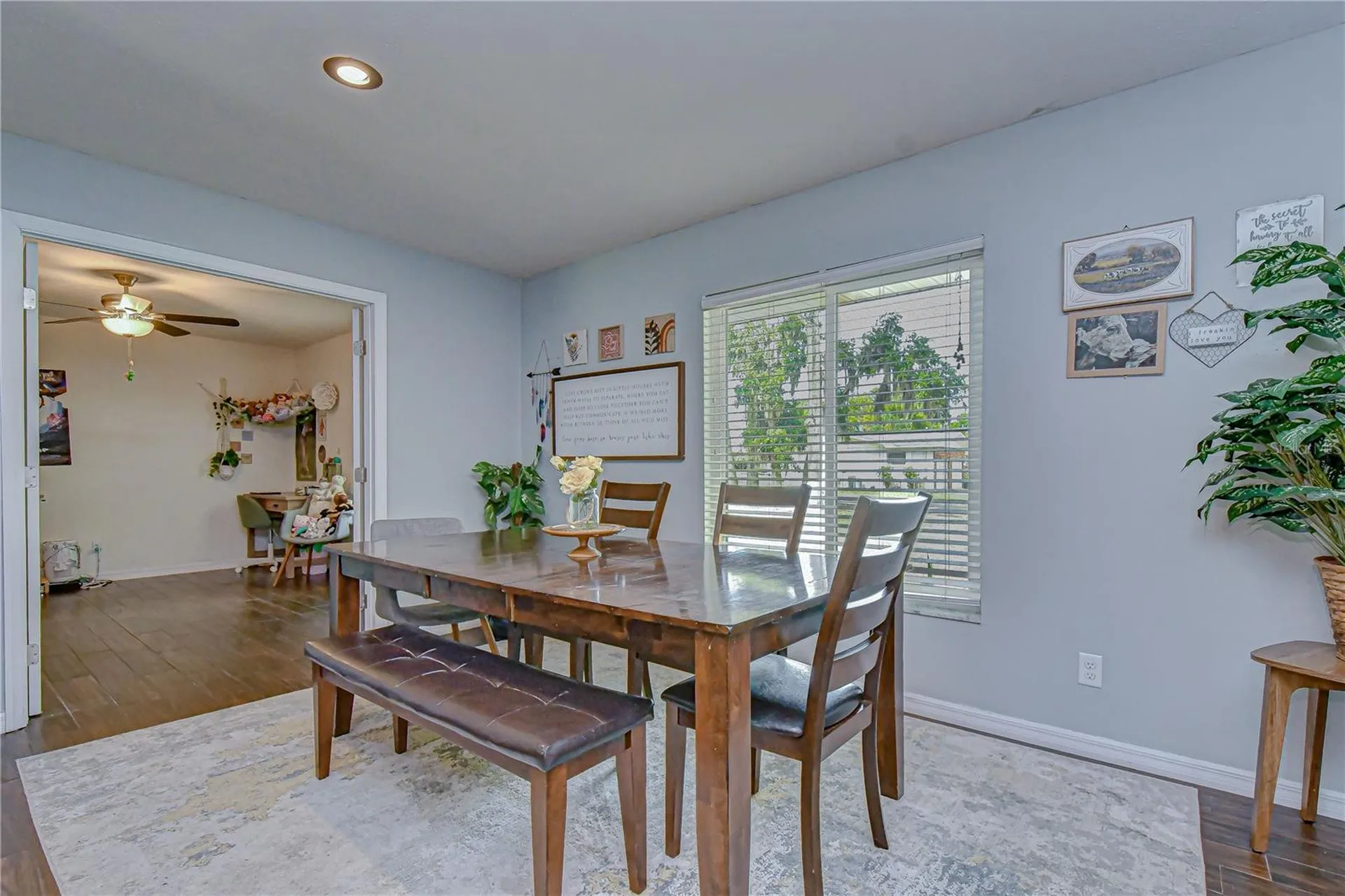 1419 Seffner Valrico Road Seffner FL 33584