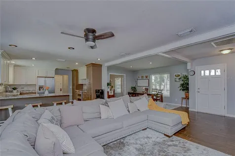 1419 Seffner Valrico Road Seffner FL 33584