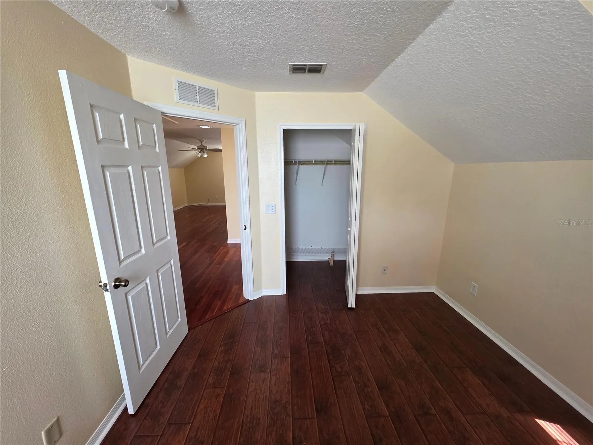 1690 Meadow Oak Lane Tarpon Springs FL 34689