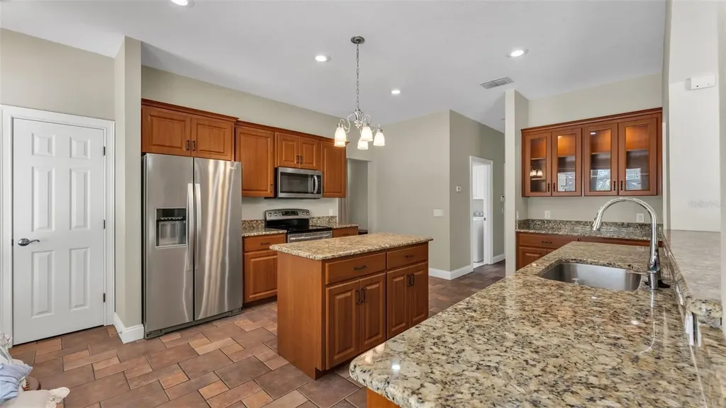 143 Shannon Oaks Drive Lakeland FL 33813