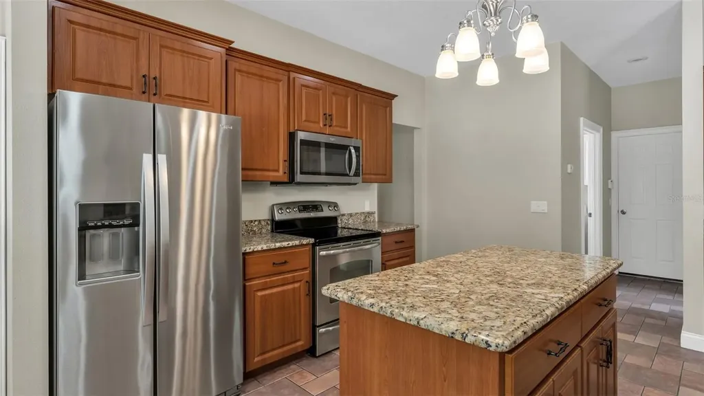 143 Shannon Oaks Drive Lakeland FL 33813