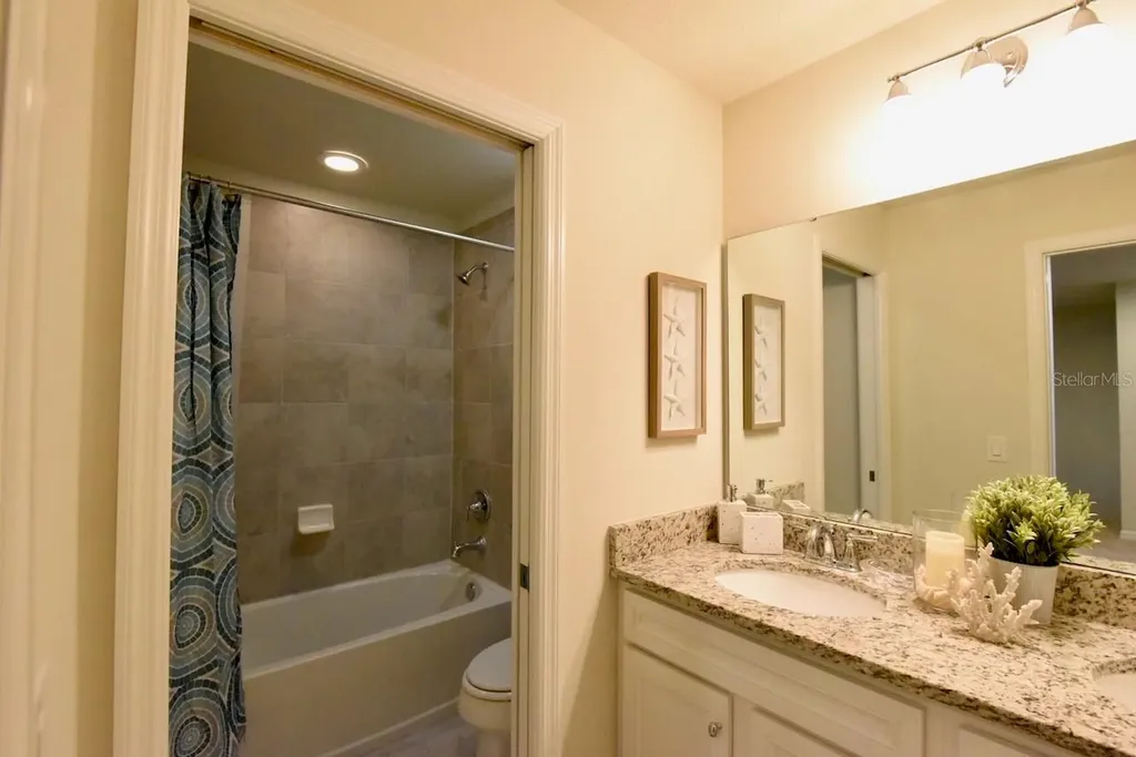 8942 Sydney Avenue Kissimmee FL 34747