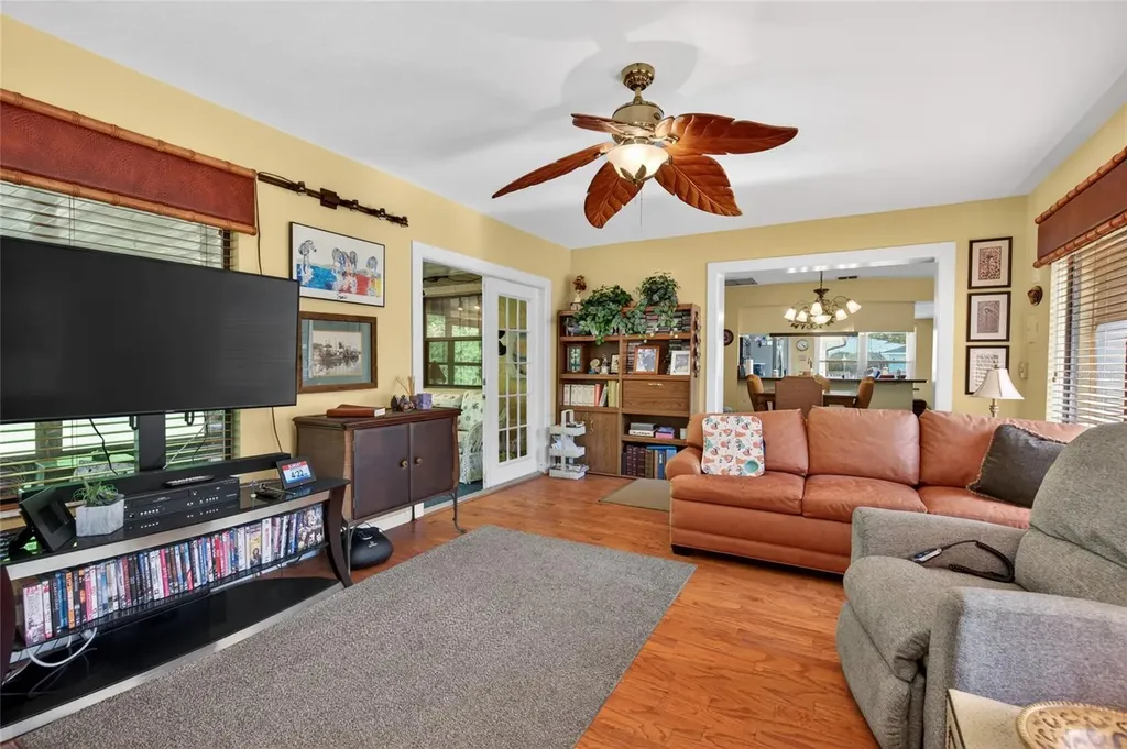 10936 N Airway Loop Citrus Springs FL 34434