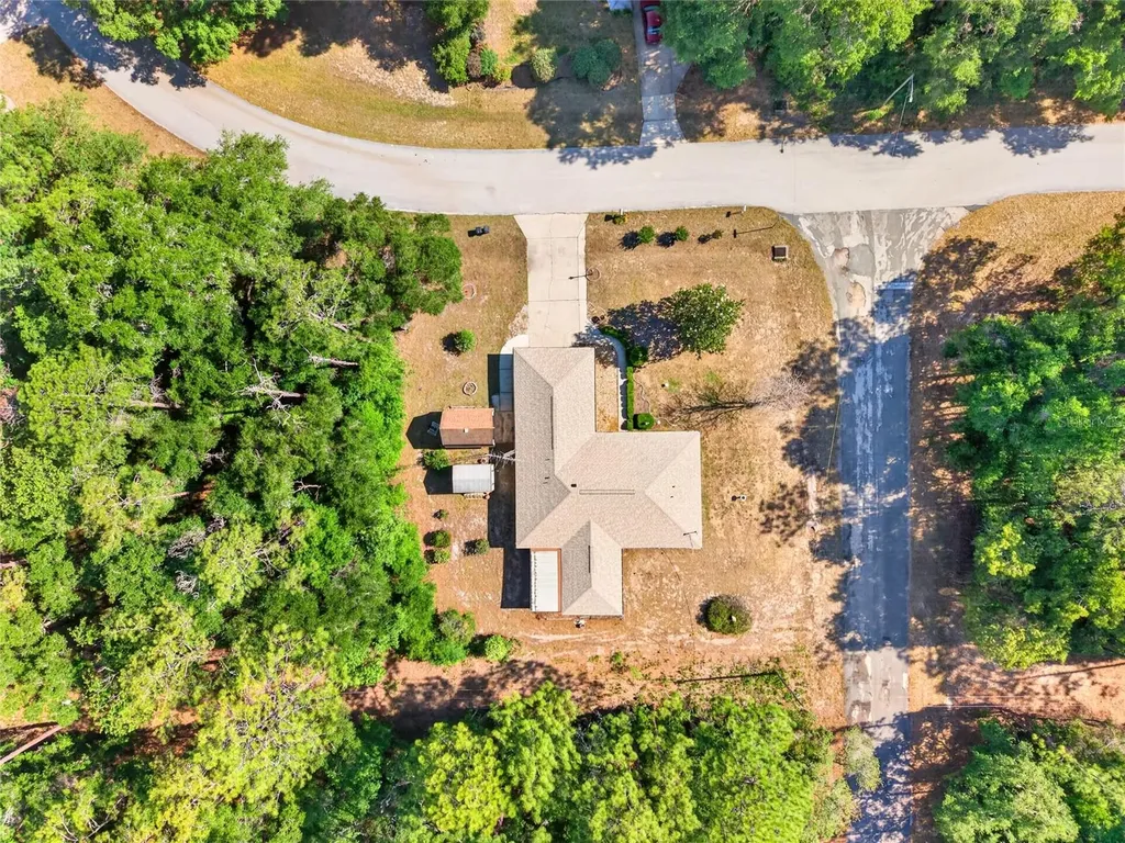 10936 N Airway Loop Citrus Springs FL 34434