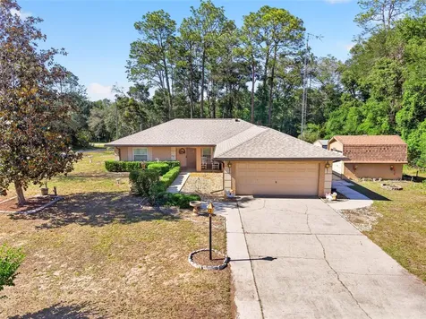 10936 N Airway Loop Citrus Springs FL 34434