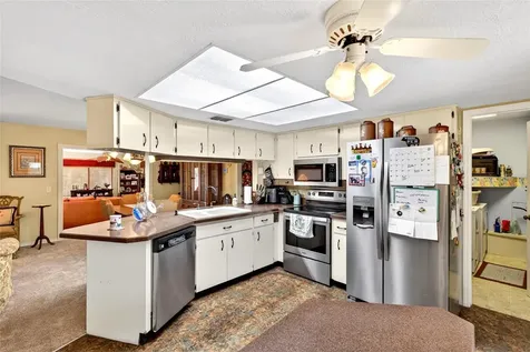 10936 N Airway Loop Citrus Springs FL 34434