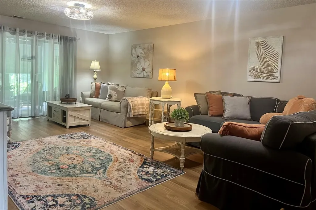 1801 E Lake Road Palm Harbor FL 34685