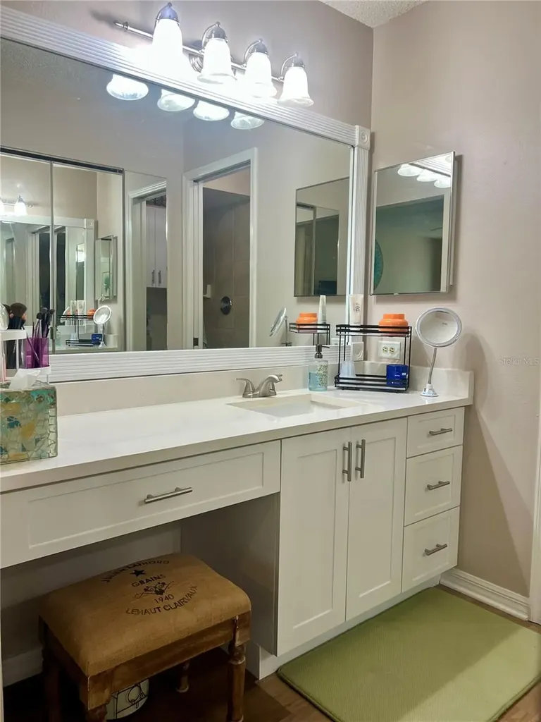 1801 E Lake Road Palm Harbor FL 34685