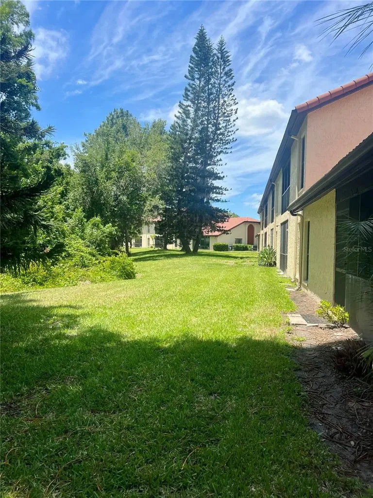 1801 E Lake Road Palm Harbor FL 34685