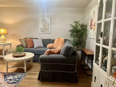 1801 E Lake Road Palm Harbor FL 34685