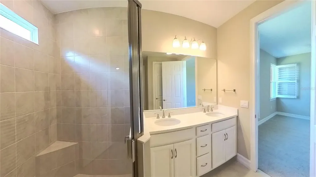 419 Ibiza Loop Venice FL 34292