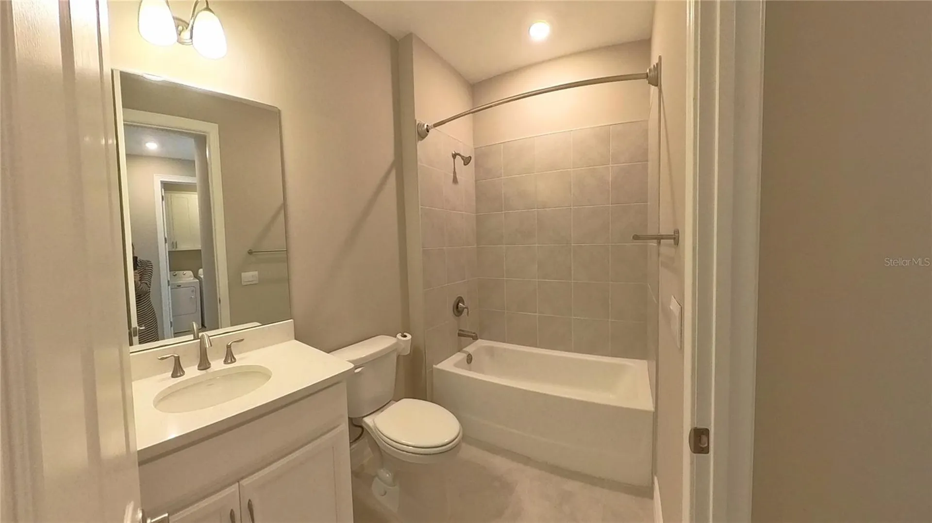 419 Ibiza Loop Venice FL 34292
