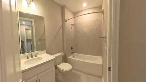 419 Ibiza Loop Venice FL 34292