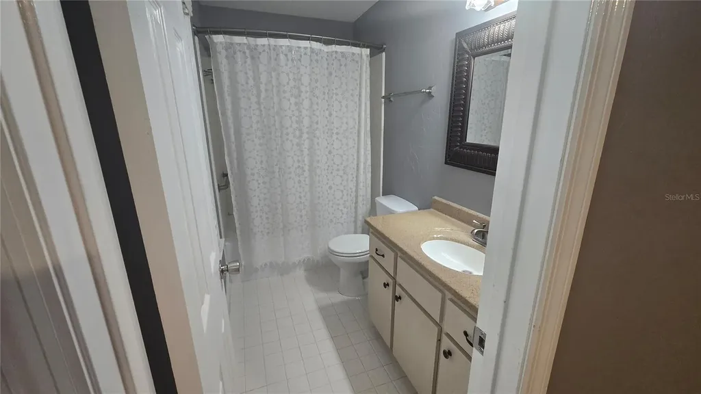 5201 SW 86 Terrace Gainesville FL 32608