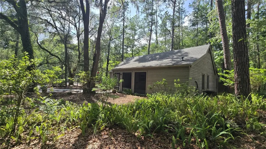 5201 SW 86 Terrace Gainesville FL 32608