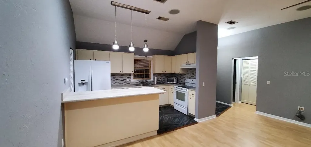 5201 SW 86 Terrace Gainesville FL 32608