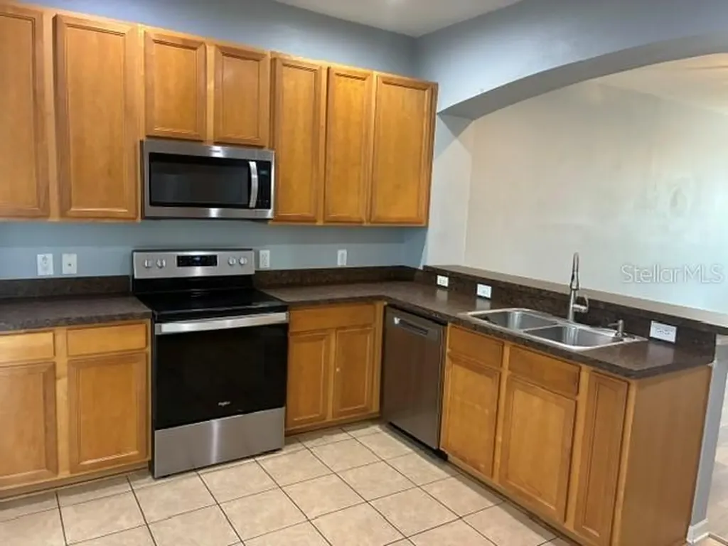 6925 Towering Spruce Drive Riverview FL 33578