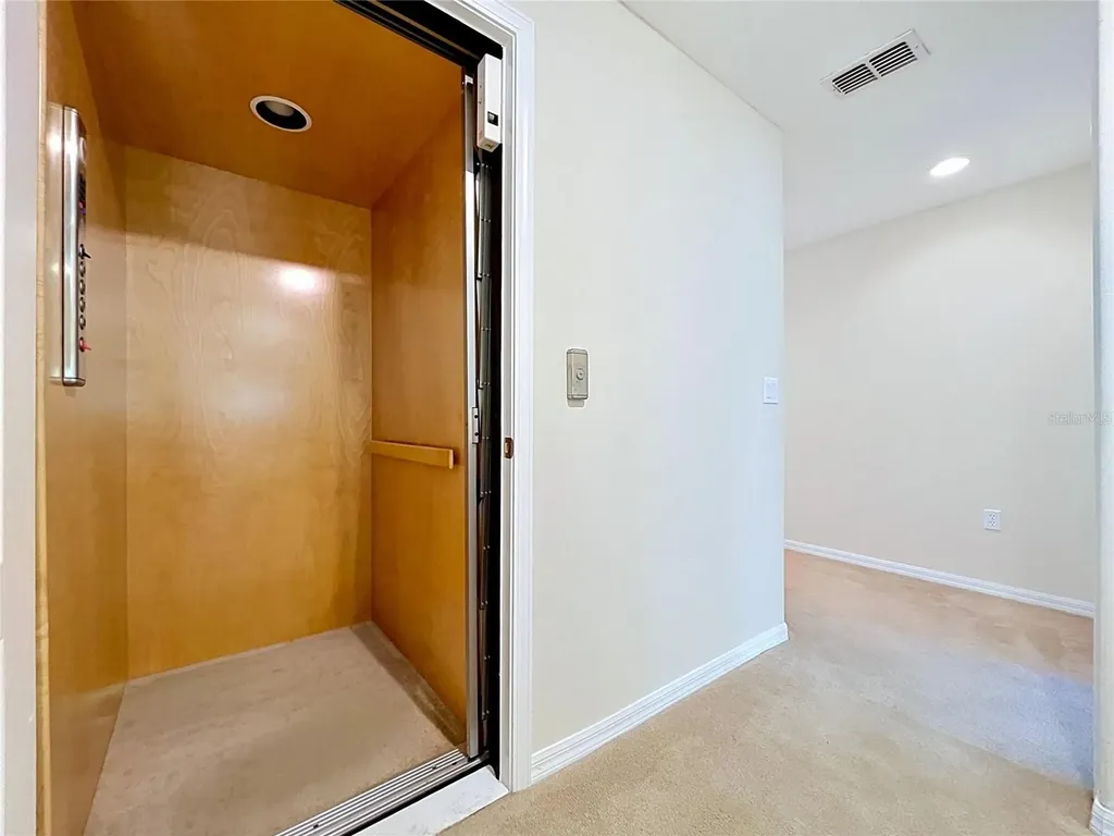 10144 Arbor Run Drive Tampa FL 33647