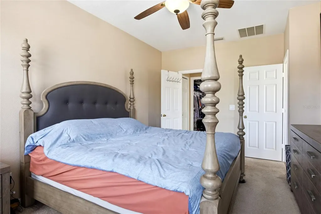 1033 Blackwater Drive Wesley Chapel FL 33543