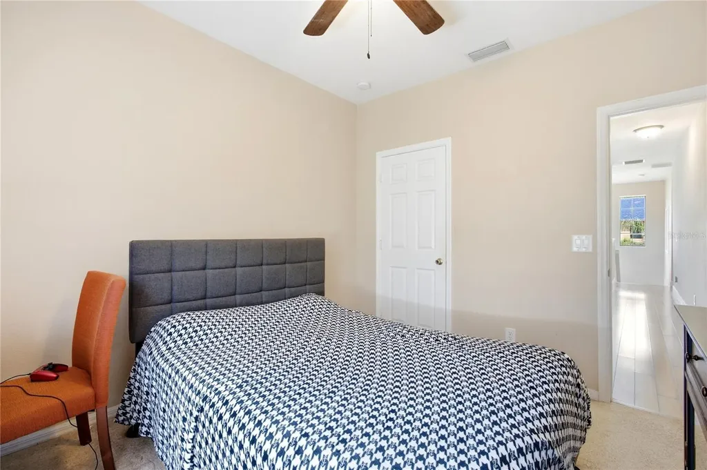 1033 Blackwater Drive Wesley Chapel FL 33543