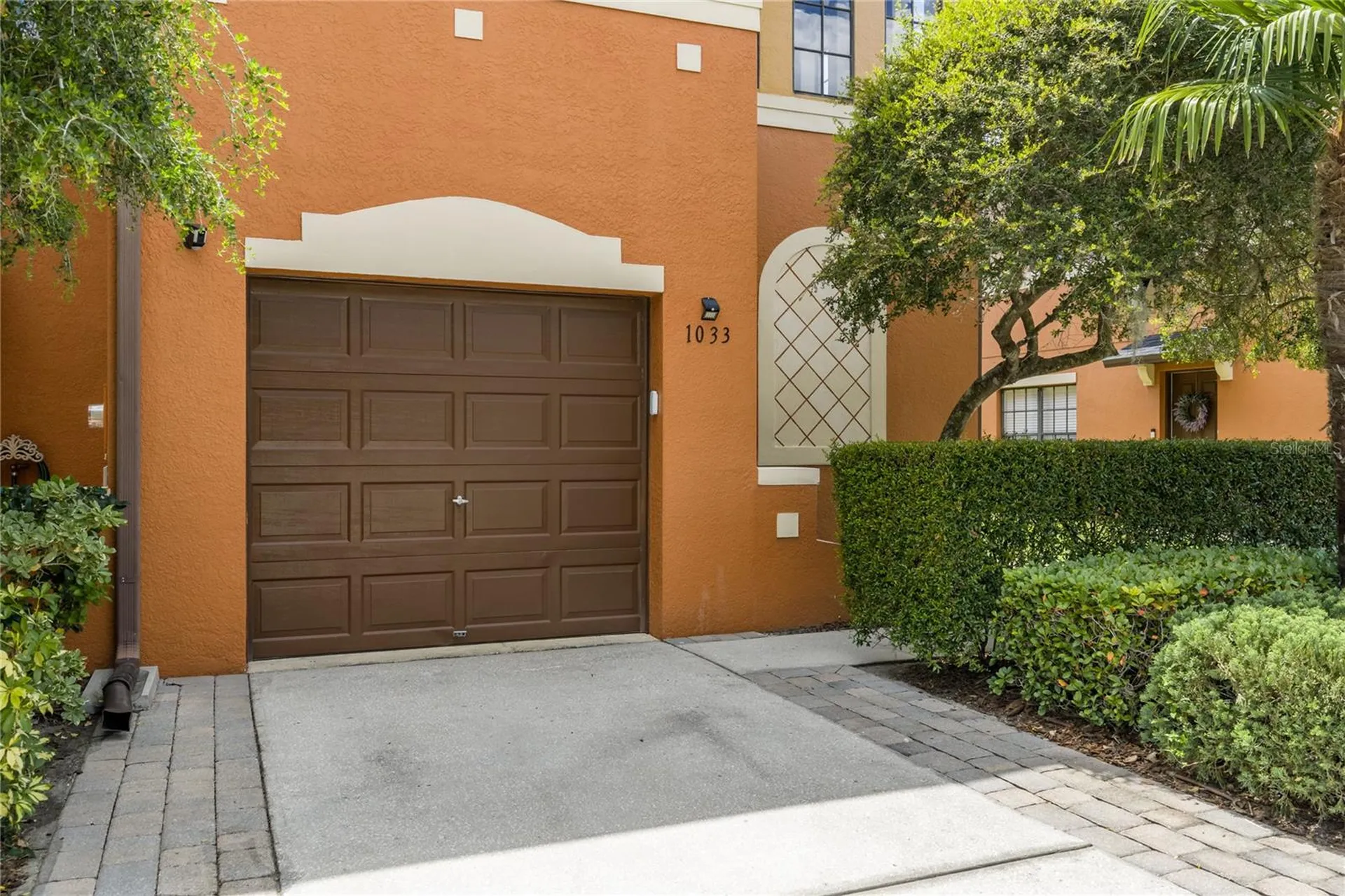 1033 Blackwater Drive Wesley Chapel FL 33543