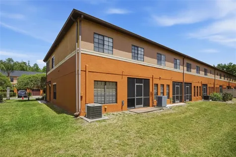 1033 Blackwater Drive Wesley Chapel FL 33543