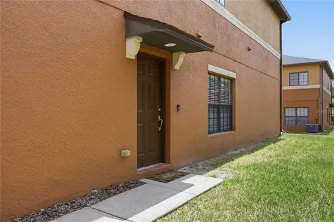 1033 Blackwater Drive Wesley Chapel FL 33543