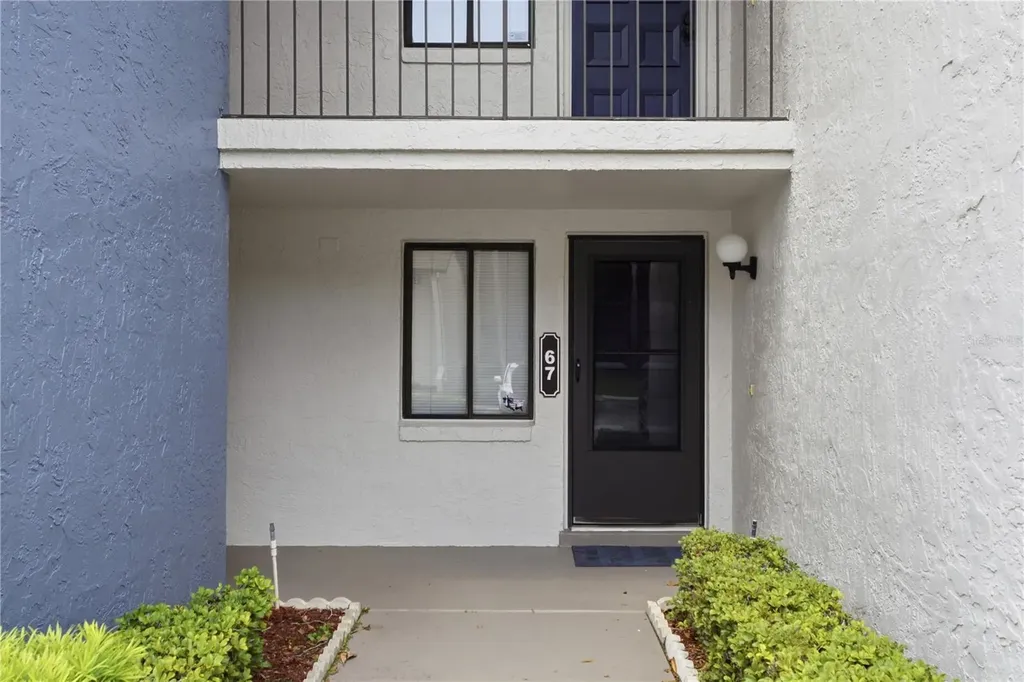 7 Escondido Circle Altamonte Springs FL 32701