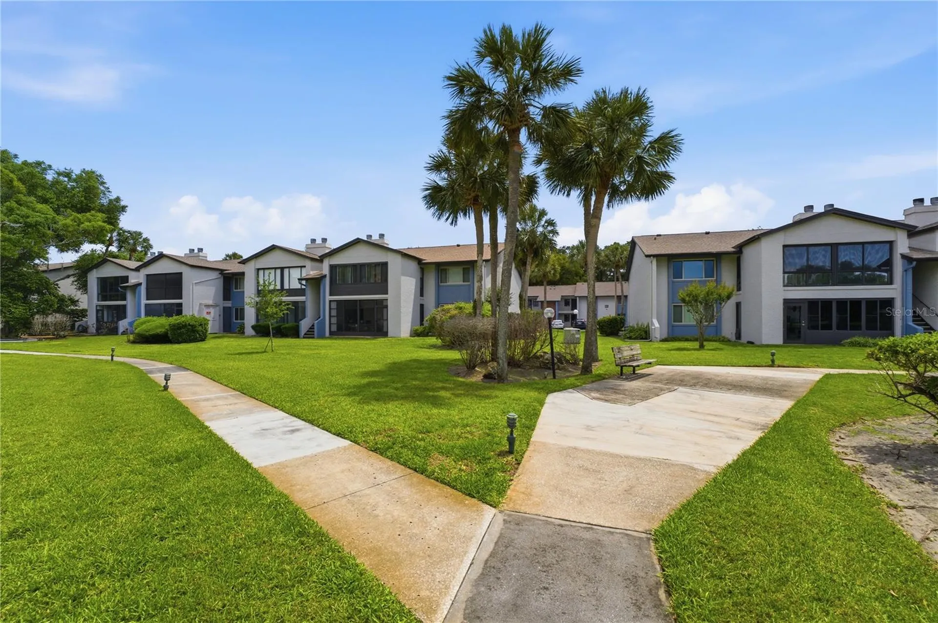 7 Escondido Circle Altamonte Springs FL 32701