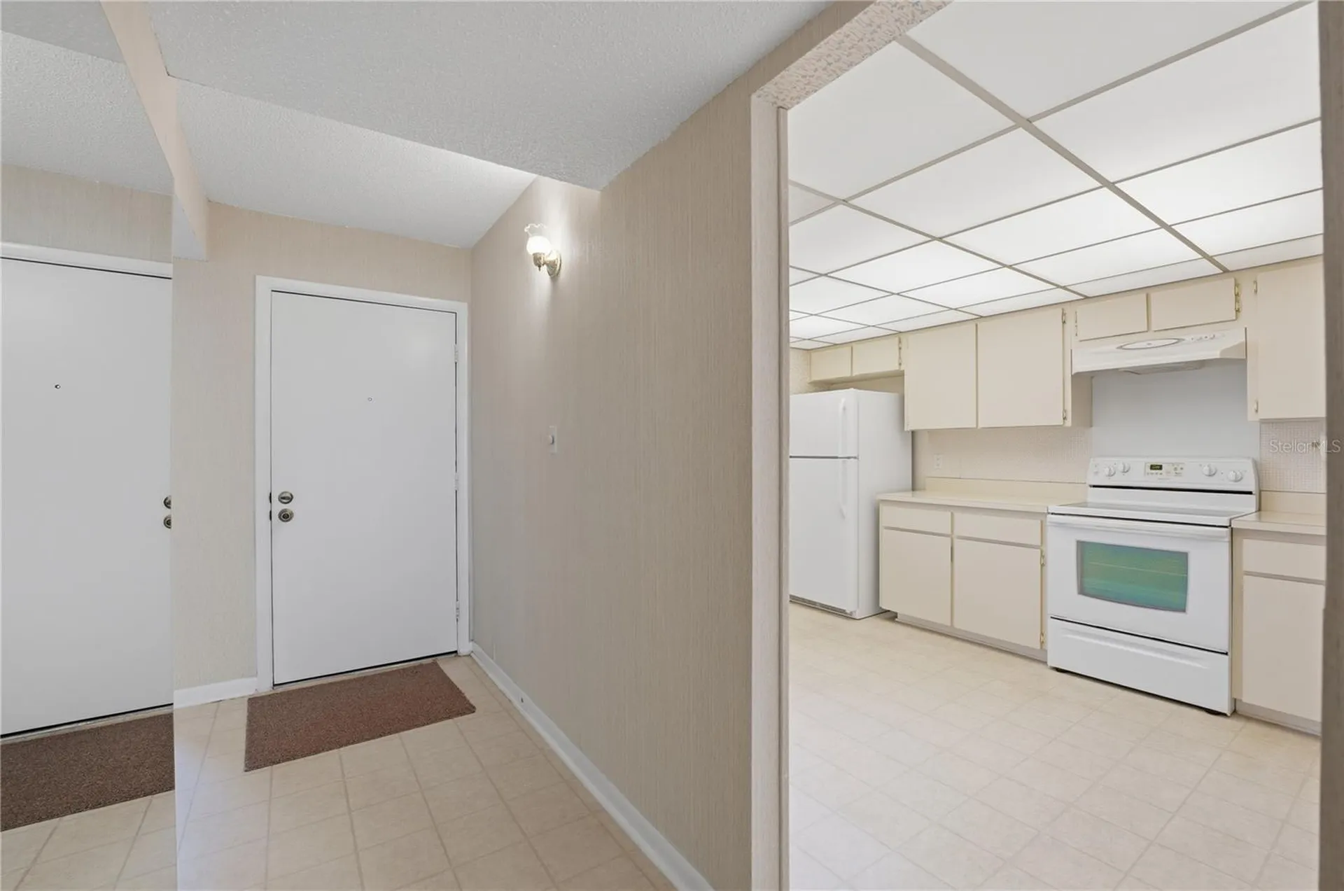 7 Escondido Circle Altamonte Springs FL 32701