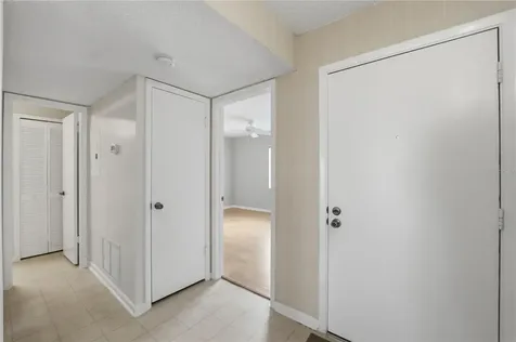 7 Escondido Circle Altamonte Springs FL 32701