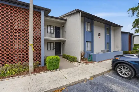 7 Escondido Circle Altamonte Springs FL 32701