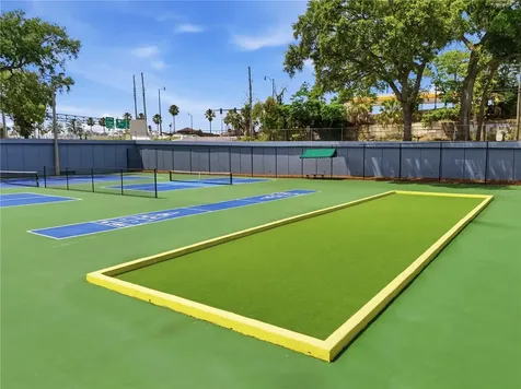7 Escondido Circle Altamonte Springs FL 32701