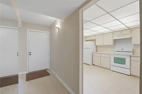 7 Escondido Circle Altamonte Springs FL 32701