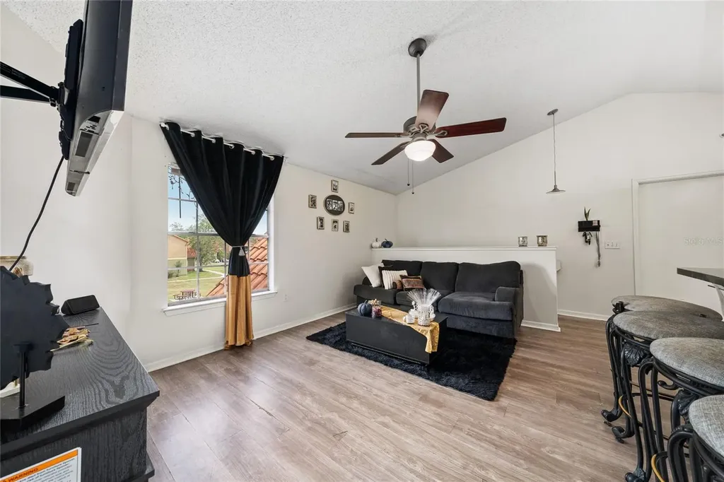 445 Fountainhead Circle Kissimmee FL 34741