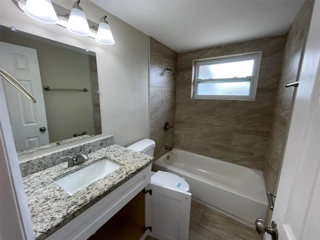 2702 Druid Place Holiday FL 34691