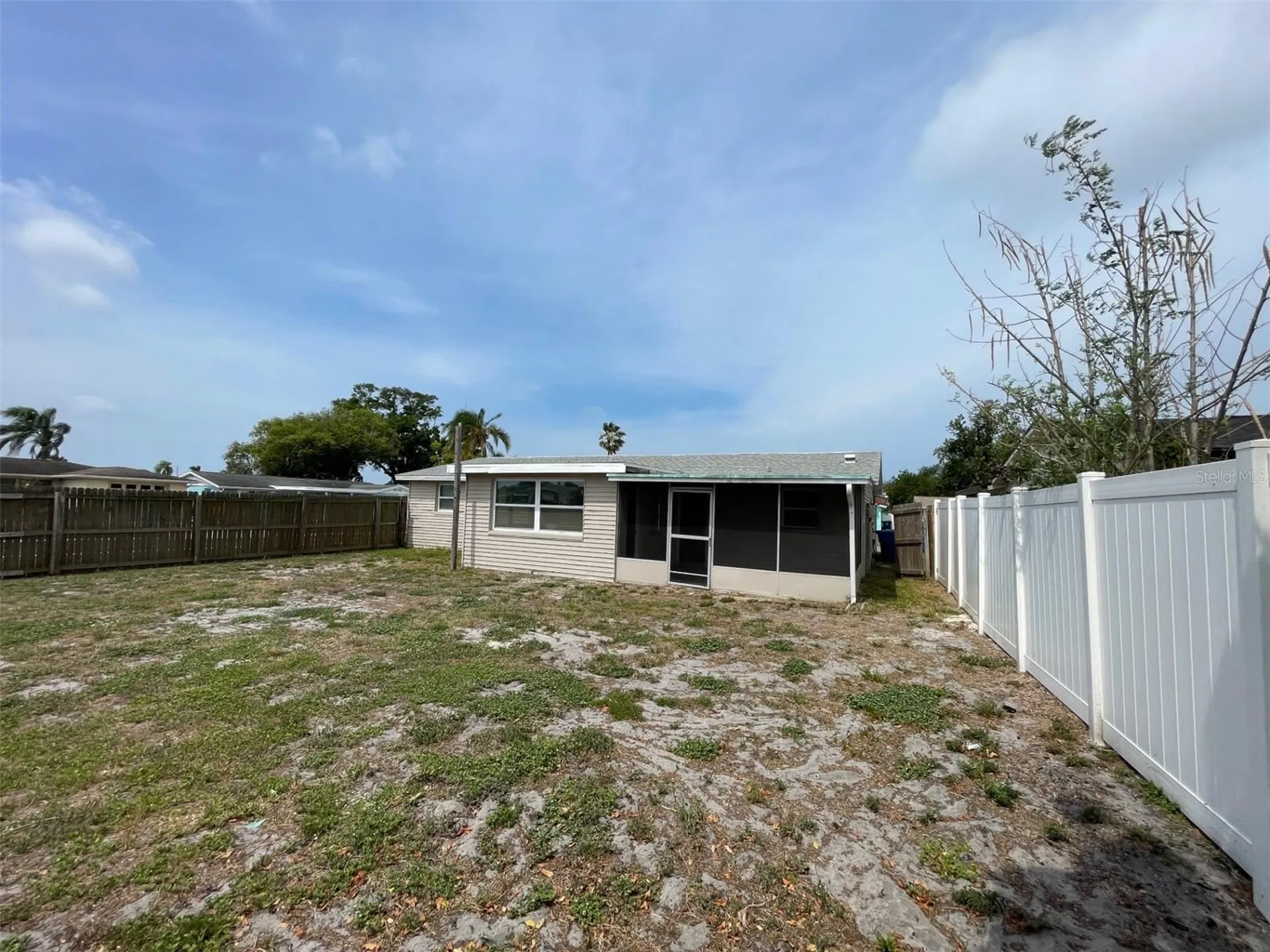 2702 Druid Place Holiday FL 34691