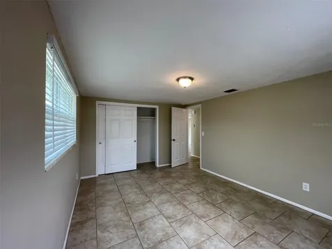 2702 Druid Place Holiday FL 34691